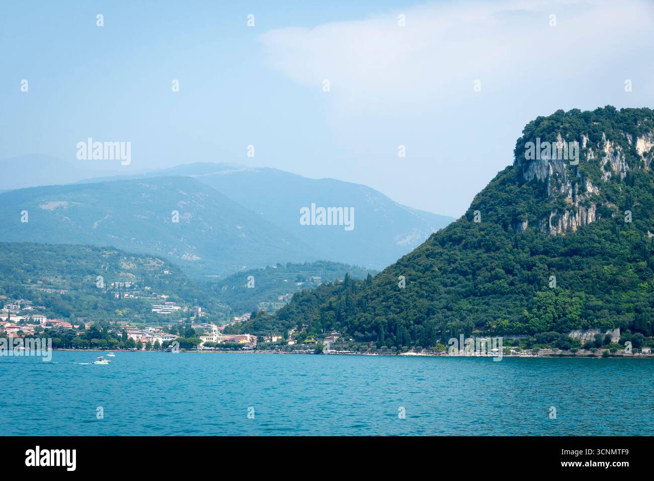 Ripida collina "la Rocca", Garda, Lago di Garda, Verona, Italia Foto Stock