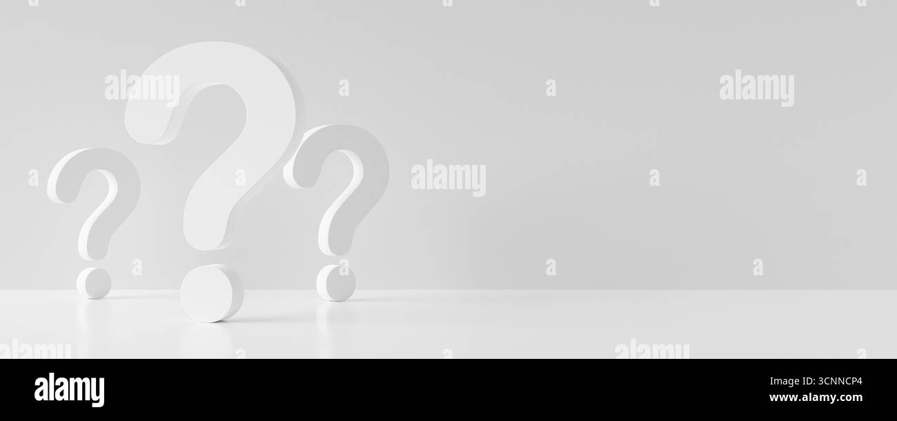 Gruppo di segnali di domanda bianchi grandi e piccoli sullo sfondo della stanza bianca con spazio di copia, idea, soluzione, domanda o comunicazione aziendale Foto Stock