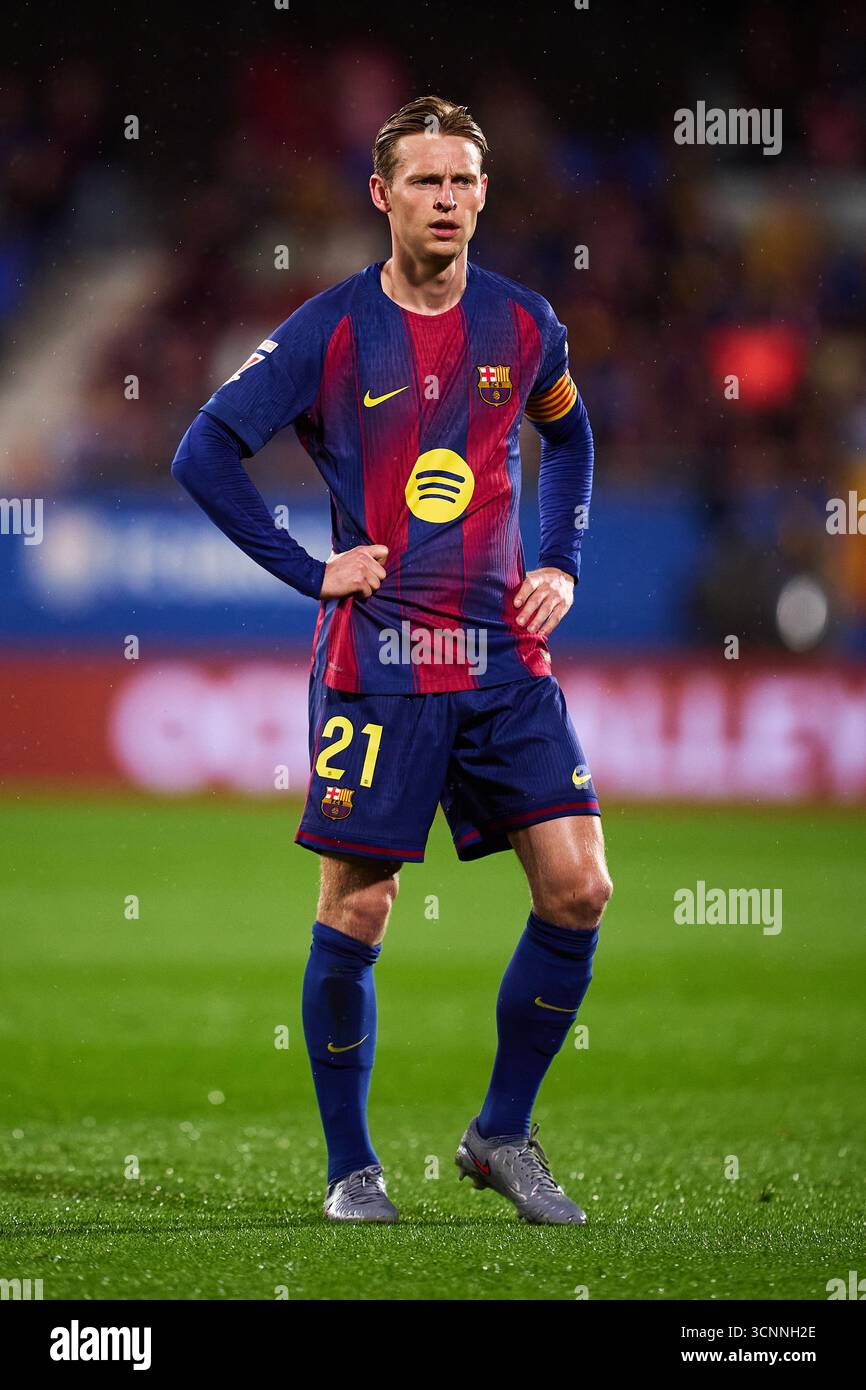 BARCELLONA, SPAGNA - 21 SETTEMBRE: Frenkie de Jong del FC Barcelona durante la partita LaLiga EA Sports tra FC Barcelona e Getafe CF all'Estadi Johan Cruyff il 21 settembre 2025 a Barcellona, Spagna. (Foto di QSP) credito: QSP/Alamy Live News Foto Stock