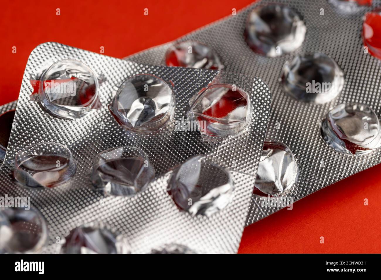 bolle vuote da compresse già utilizzate, confezioni di plastica per medicinali Foto Stock