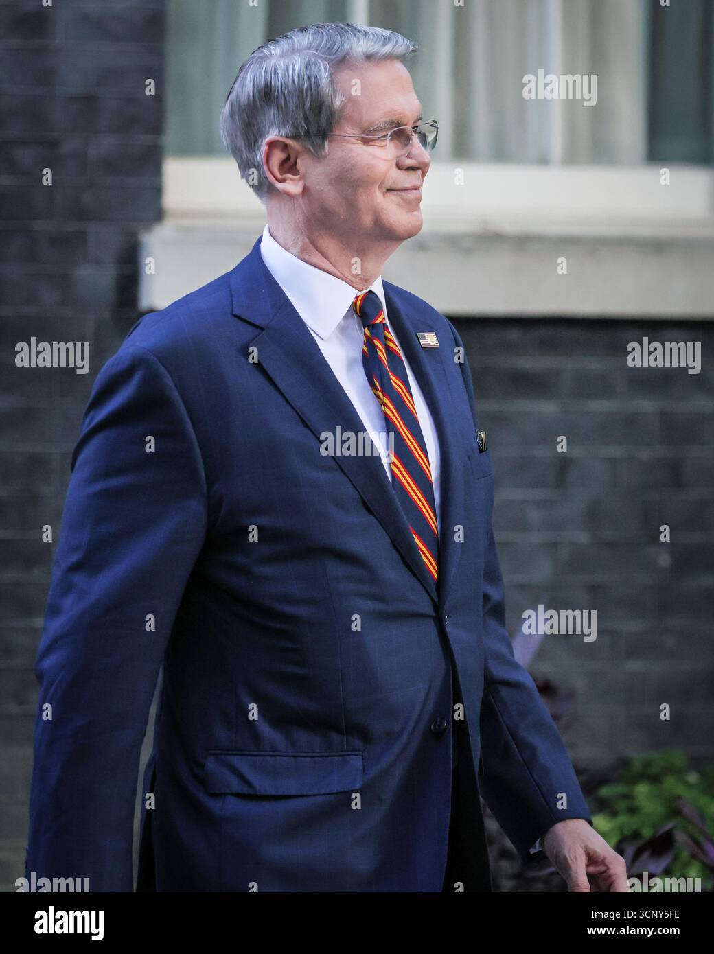 Scott Bessent, Segretario al Tesoro degli Stati Uniti, politico repubblicano americano nell'amministrazione Trump in visita a Downing Street, Londra, Regno Unito Foto Stock