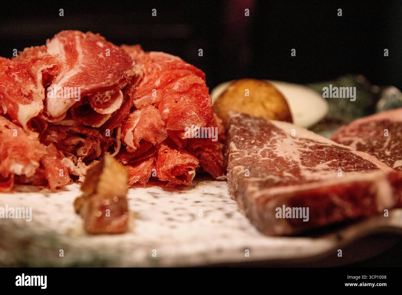 Piatto di carne cruda per barbecue coreano per un'occasione speciale Foto Stock