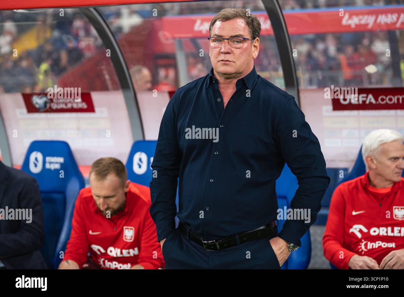 CHORZOW; POLONIA - 7 SETTEMBRE 2025: Qualifiche per FIFA 2026. Partita di calcio Polonia vs Finlandia. Jan Urban allenatore della Polonia. Foto Stock