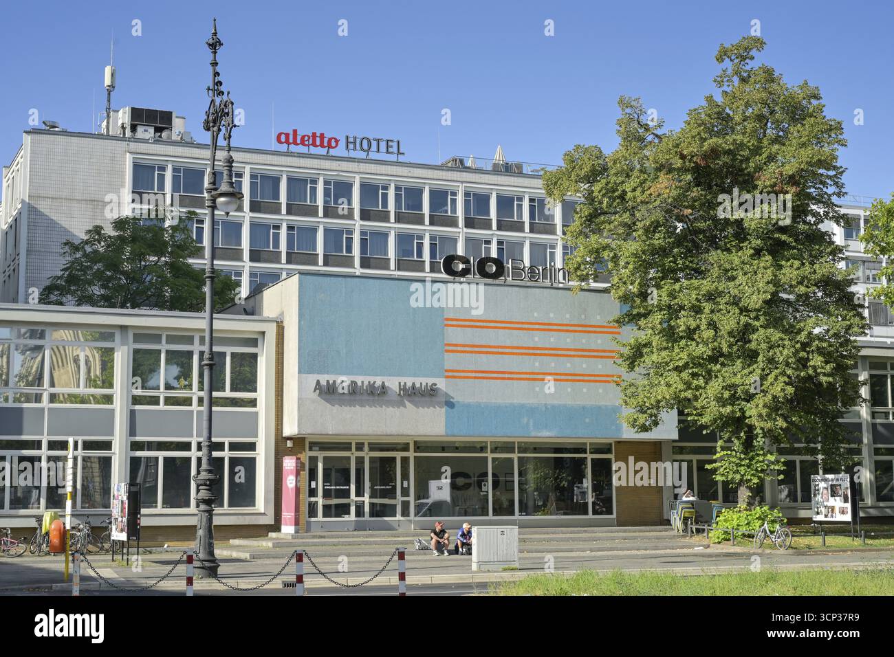 Gallery C/o Berlin, Amerika Haus, Hardenbergstrasse, Charlottenburg, Charlottenburg-Wilmersdorf, Berlino, Germania Foto Stock
