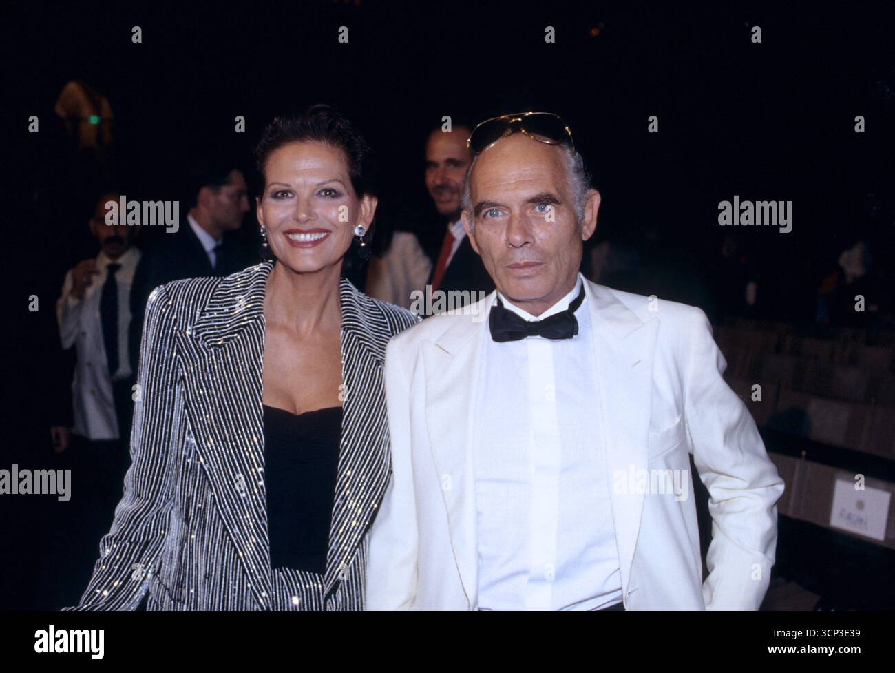 Milano, Archivio dei personaggi degli anni '90 nella foto: Claudia Cardinale, Pasquale Squitieri ©fotostore Foto Stock