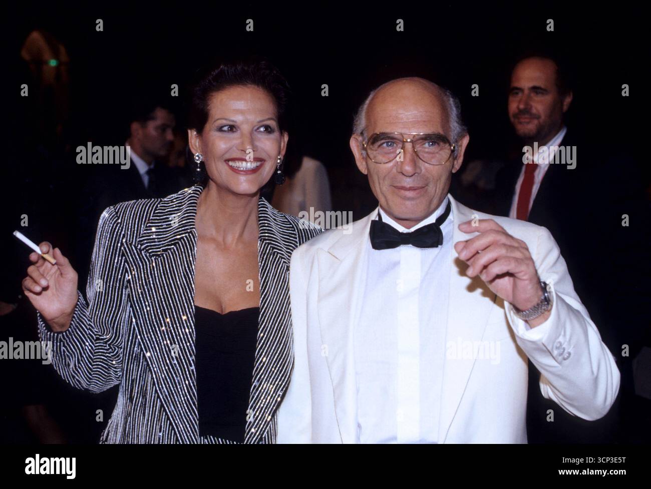 Milano, Italia. 4 ottobre 2000. Milano, Archivio dei personaggi degli anni '90 nella foto: Claudia Cardinale, Pasquale Squitieri © fotostore credito: Agenzia fotografica indipendente/Alamy Live News Foto Stock