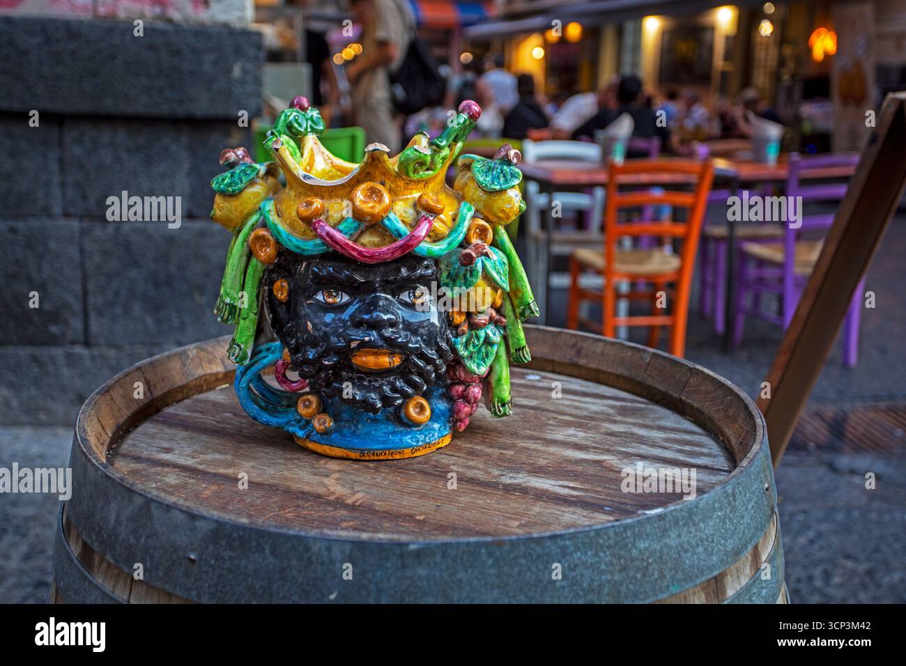 Vaso in ceramica siciliana con testa di Moro. Testa di Moro Foto Stock