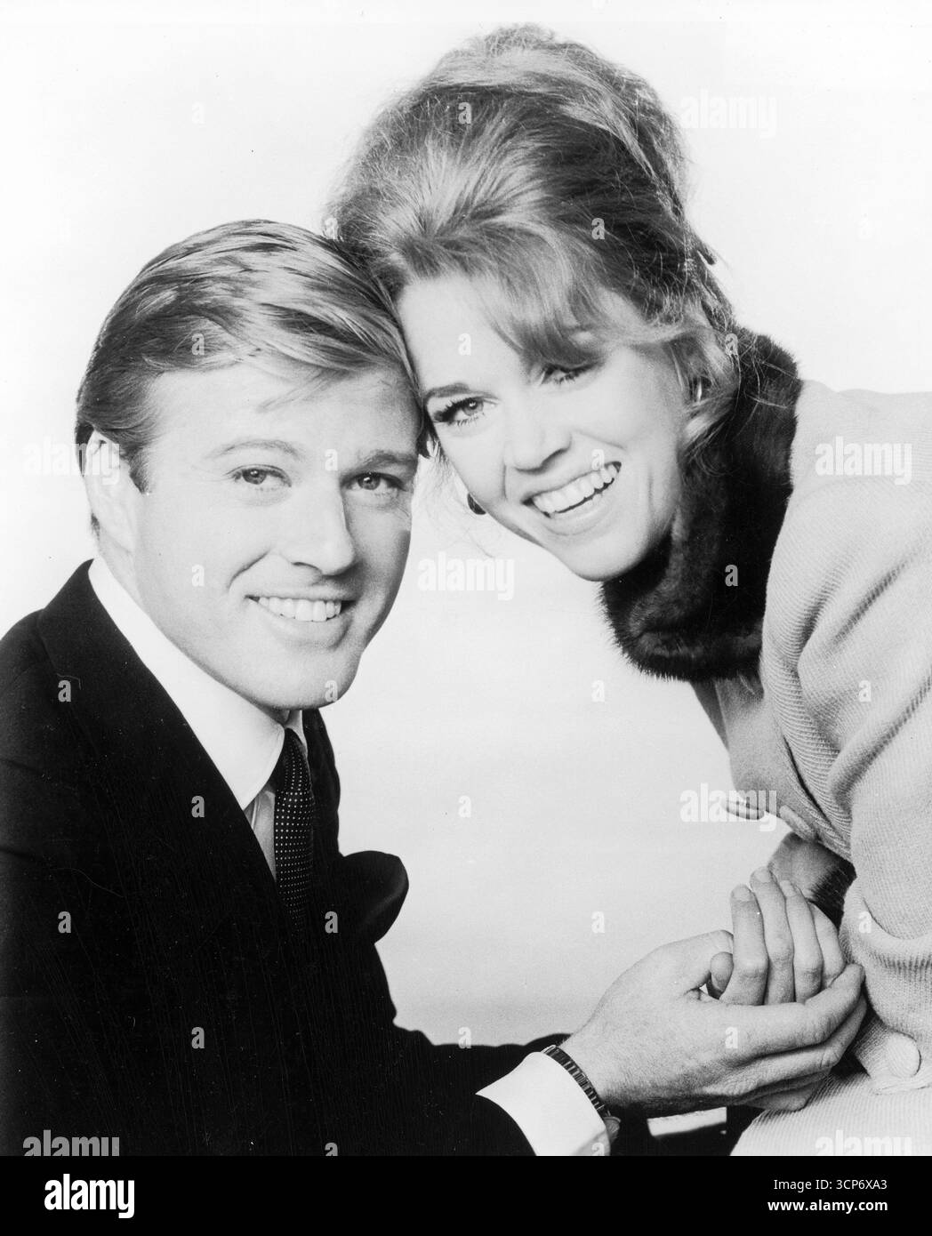 JANE FONDA e ROBERT REDFORD in BAREFOOT IN THE PARK (1967), diretto da GENE SAKS. Credito: FOTO/album DI IMPORTANZA FONDAMENTALE Foto Stock