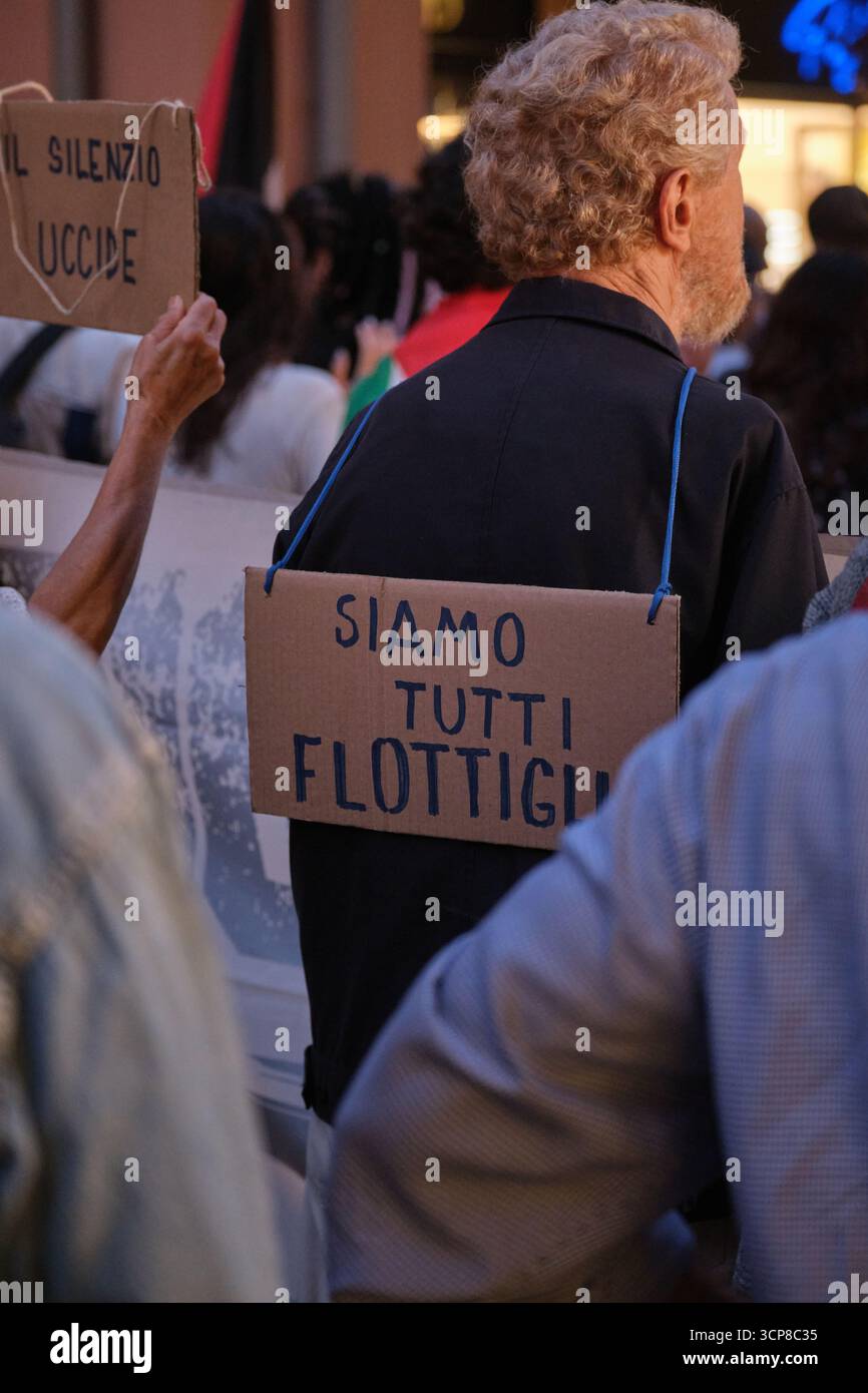 Manifestazione pro-Palestina Modena 24 settembre 2025, Italia Foto Stock