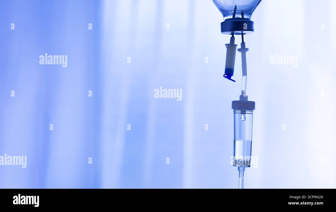 Fondo sanitario della camera di gocciolamento IV primo piano con spazio di copia Foto Stock