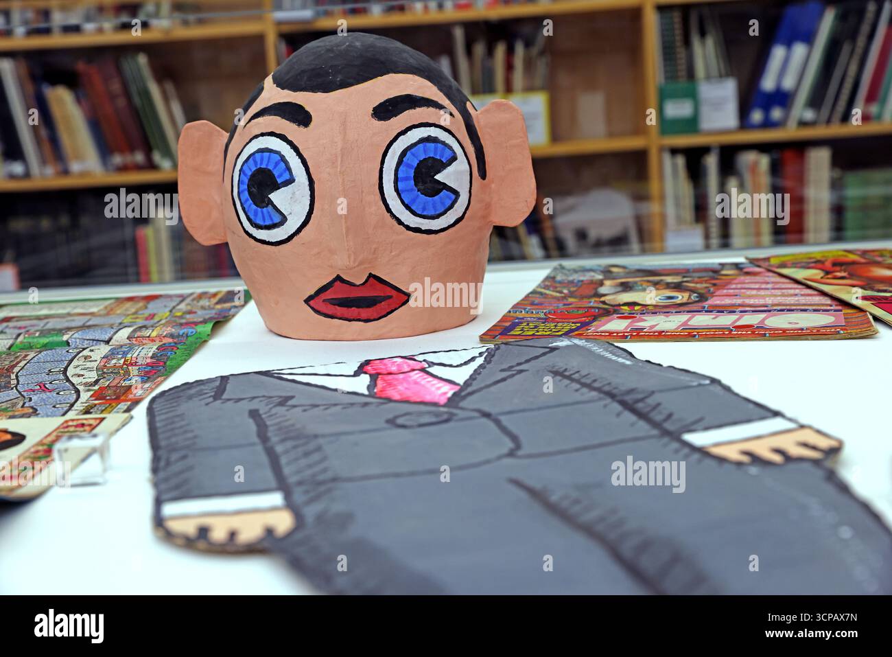 Frank Sidebottom Head - Chris Sievey, Timperley, sale, Greater Manchester, comico di radio Timperley e Granada TV Foto Stock