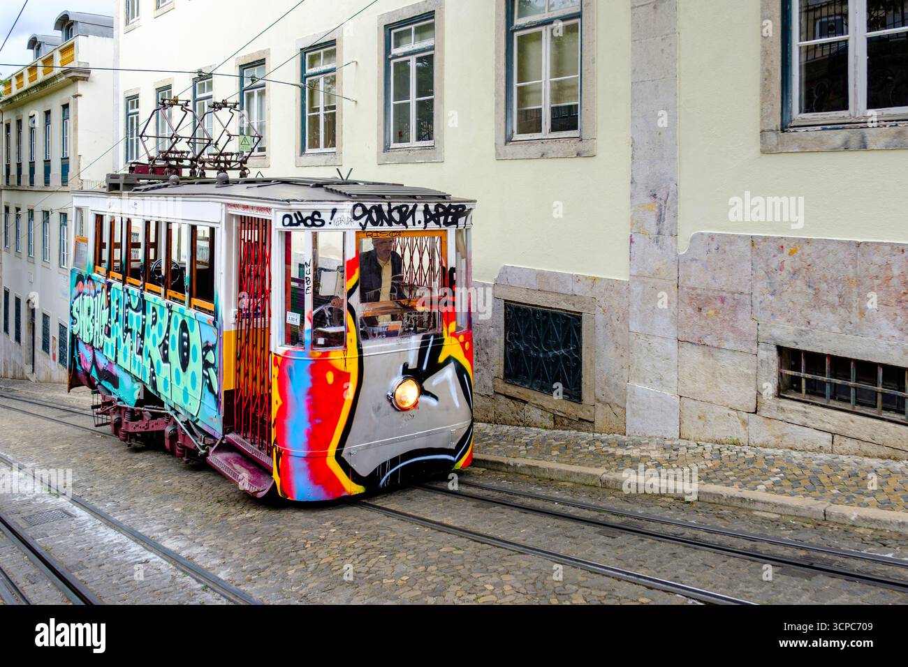 Elevador da Gloria, Gloria Funicular Hill tram, città di Lisbona, Portogallo Foto Stock