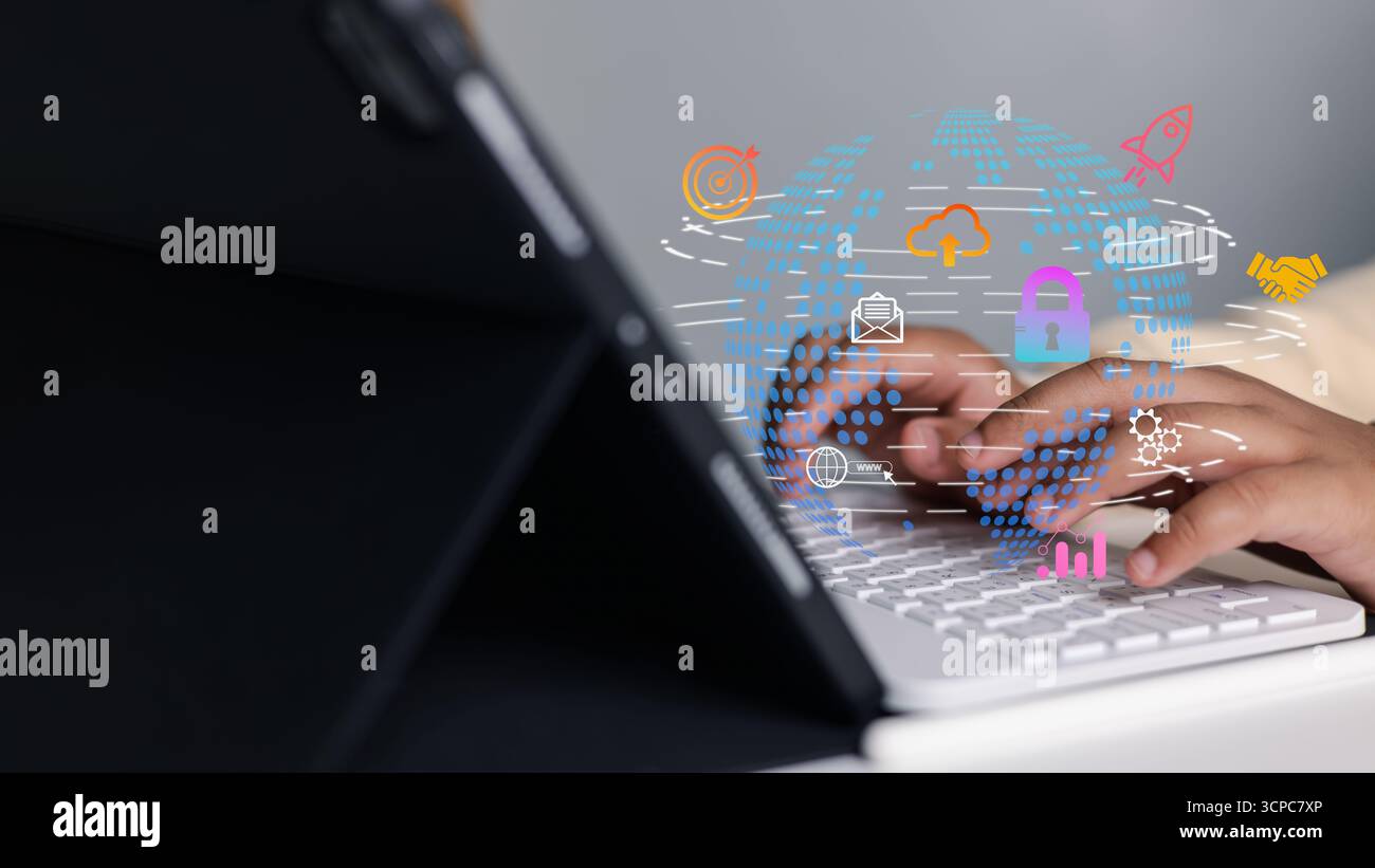 Concetto di trasformazione digitale con rete tecnologica globale, cloud computing, sicurezza informatica, analisi dei dati, innovazione aziendale online, e sicuro Foto Stock