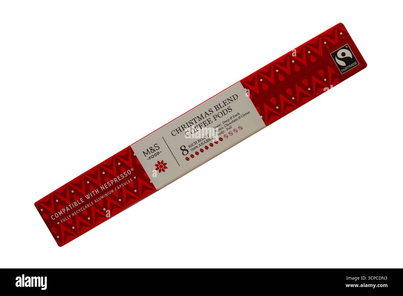 Scatola di cialde da caffè Fairtrade Christmas Blend di M&S isolate su sfondo bianco Foto Stock