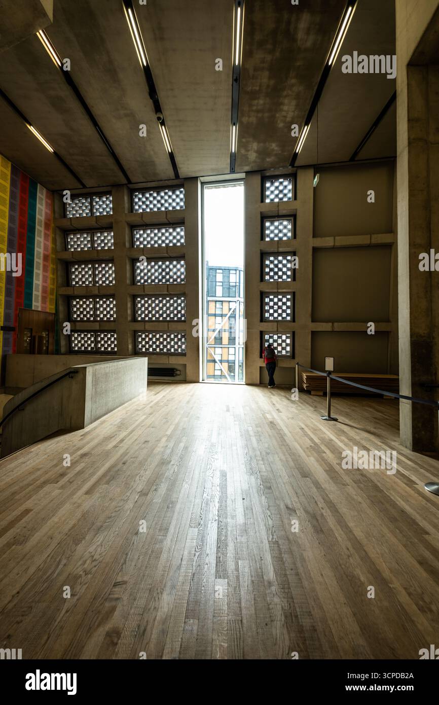 Tate Modern Switch House Interior Walkway, Londra Foto Stock