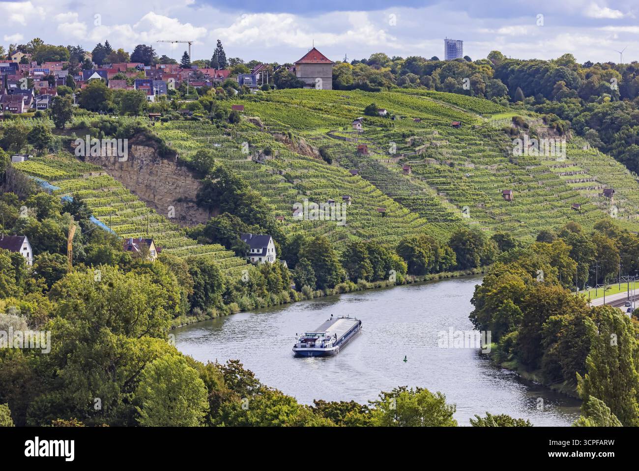 Vigneti terrazzati del vigneto di Zuckerberg. E' qui che matura il Cannstatter Zuckerle. Cottage di vigneti sui ripidi pendii del Neckar vin Foto Stock
