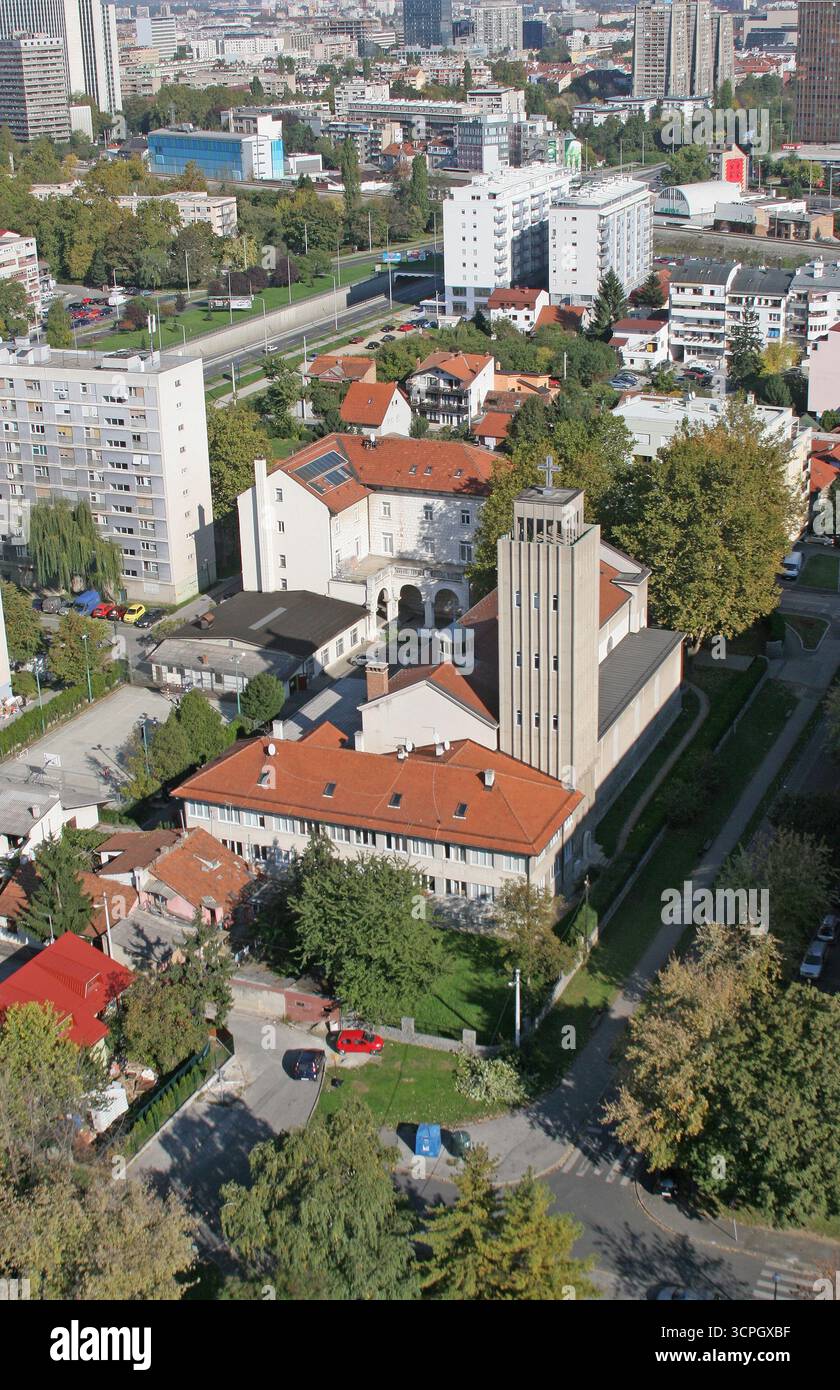 Chiesa parrocchiale di Maria Ausiliatrice e Monastero Salesiano, Knezija, Zagabria, Croazia Foto Stock