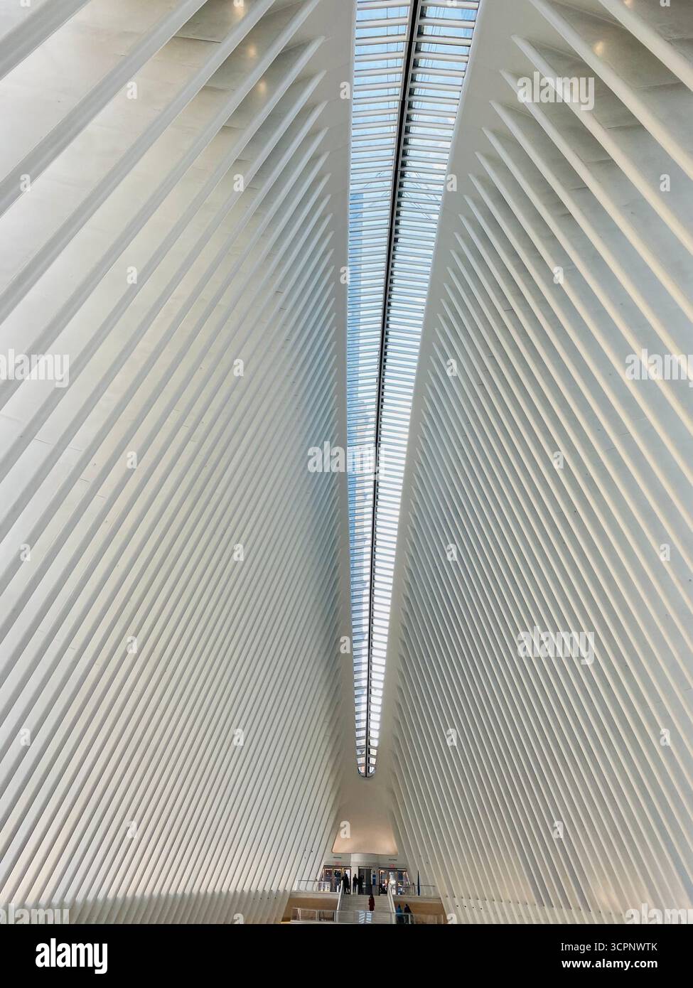 Soffitto interno dell'Oculus al World Trade Center di New York - Immagine stock catturata con smartphone