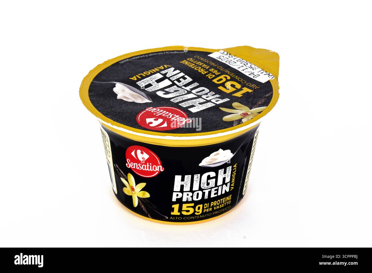 Yogurt ad alta proteina Carrefour, aroma di vaniglia con 15 grammi di proteine. Etichetta del supermercato Foto Stock