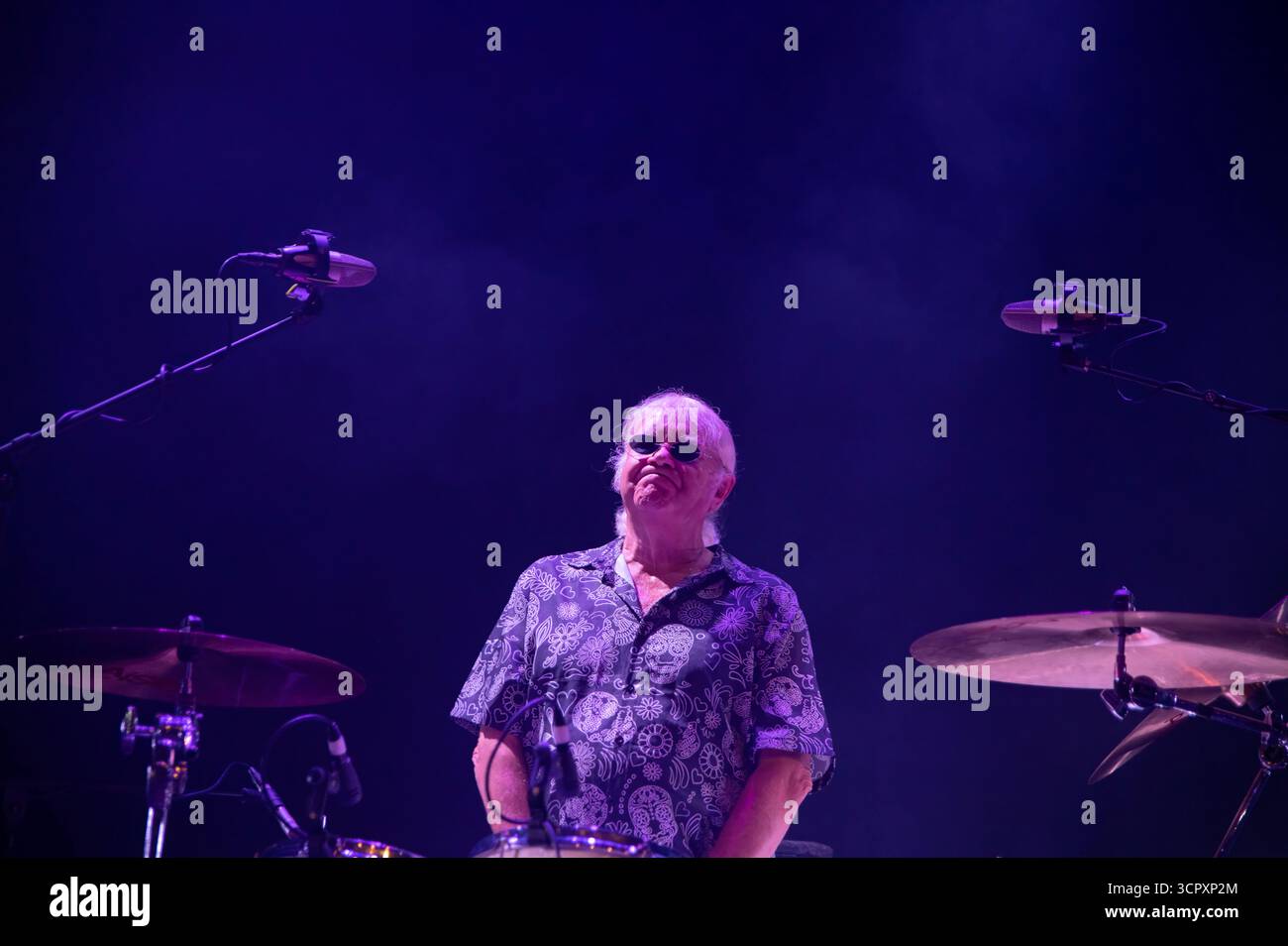 Ian Paice e Purpendicular presso la Q-Factory di Amsterdam, Paesi Bassi, 28-9-2025 Foto Stock