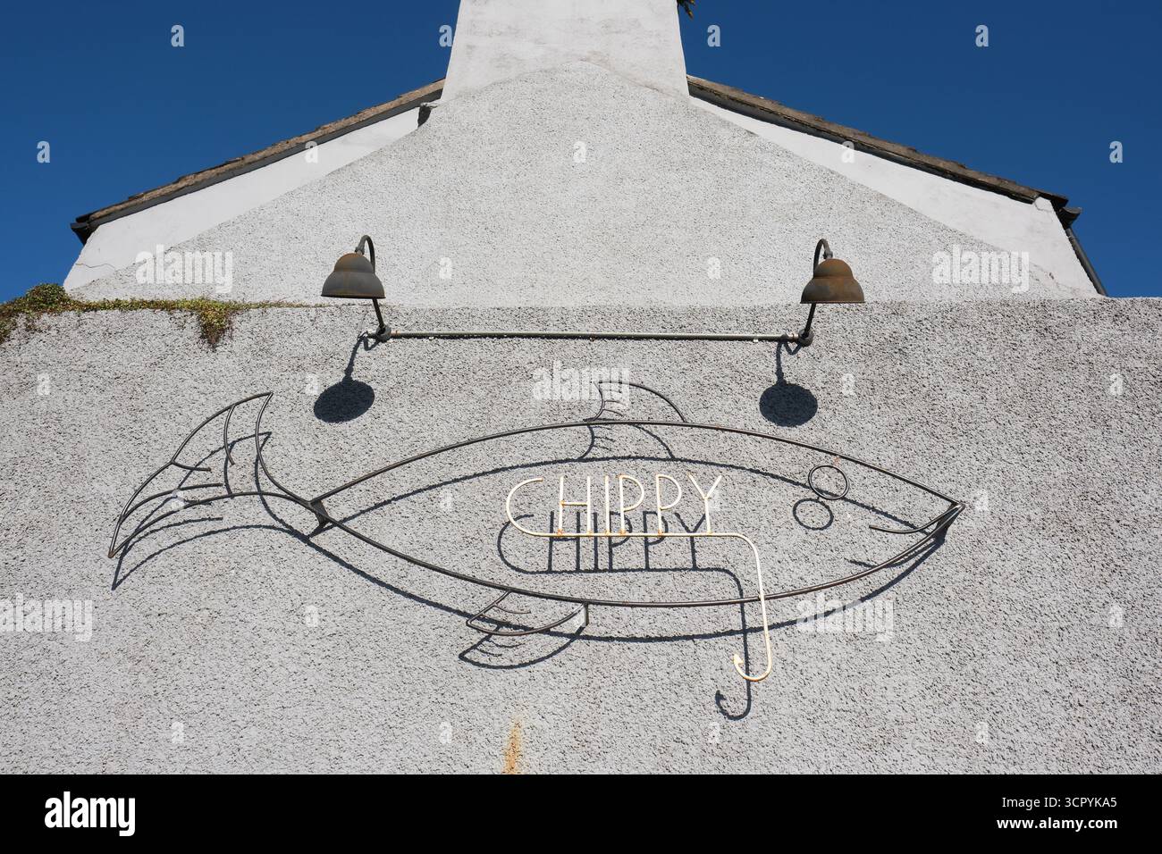 Wigtown, Scozia - cartello Chippy all'esterno del negozio locale di pesce e patatine - settembre 2025 Foto Stock