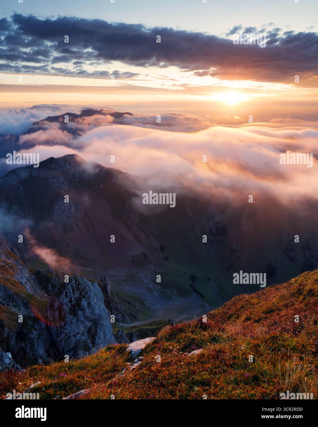 Estate a Eisenerzer Alpen in Austria Stiria, panorama montano a Reichensteinhutte Foto Stock