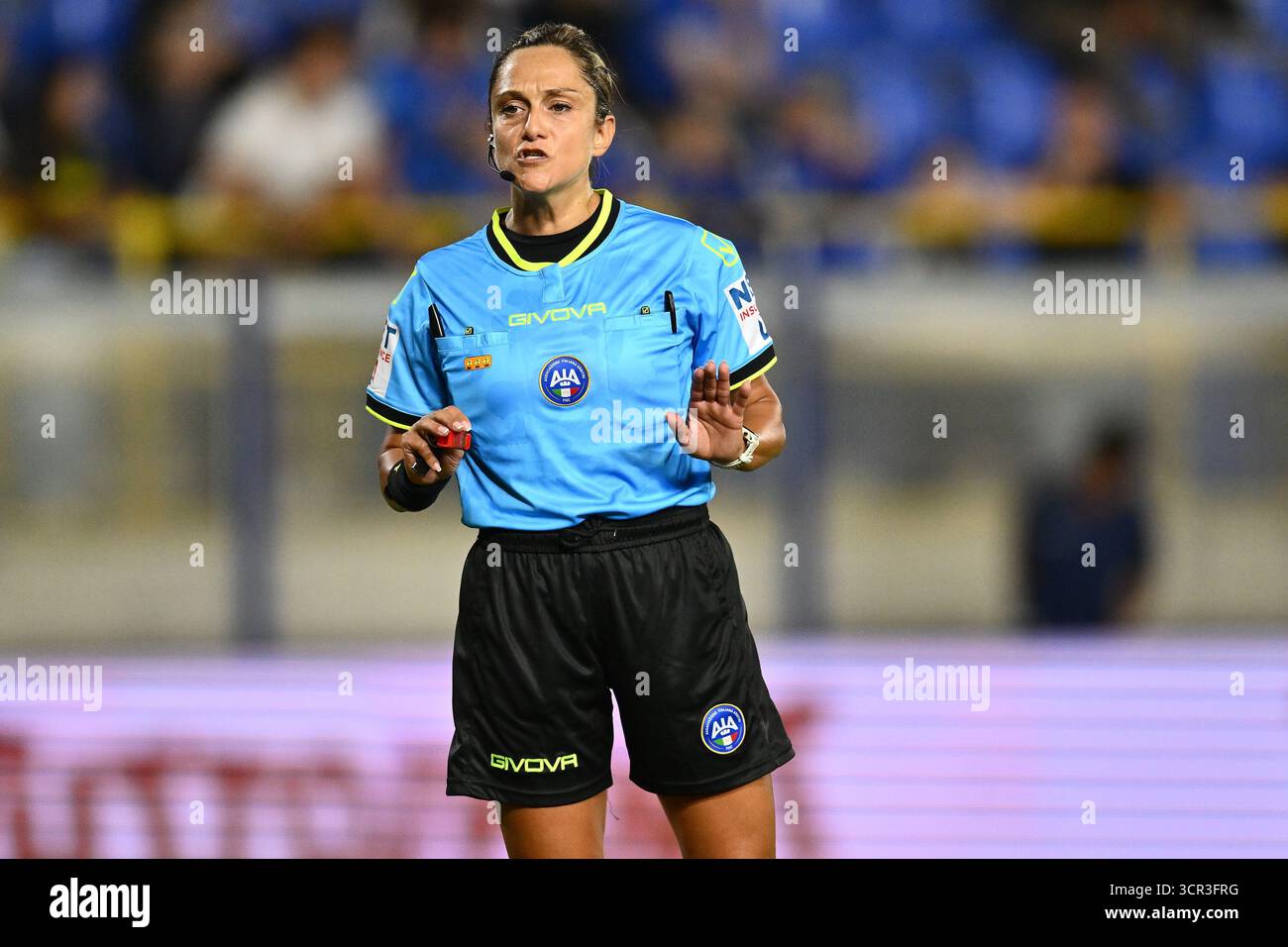 Arbitro Maria Marotta la finale di Coppa donna di serie A tra Juventus F.C. e A.S. Roma allo Stadio Romeo menti il 27 settembre 2025 a Castellammare di Stabia, Italia Foto Stock