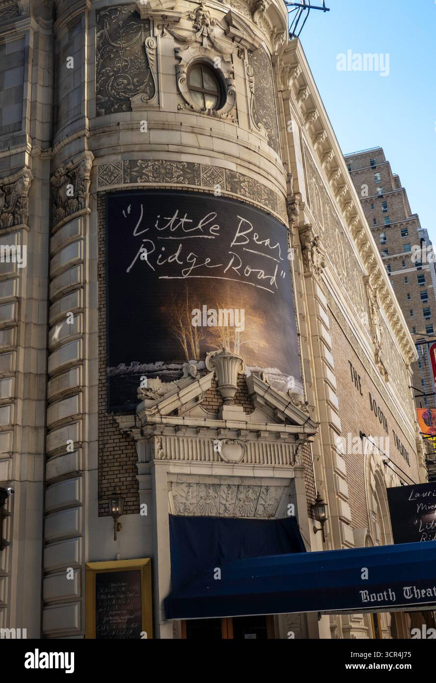 Little Bear Ridge Road' Marquee al Booth Theatre di Times Square, New York City, USA 2025 Foto Stock