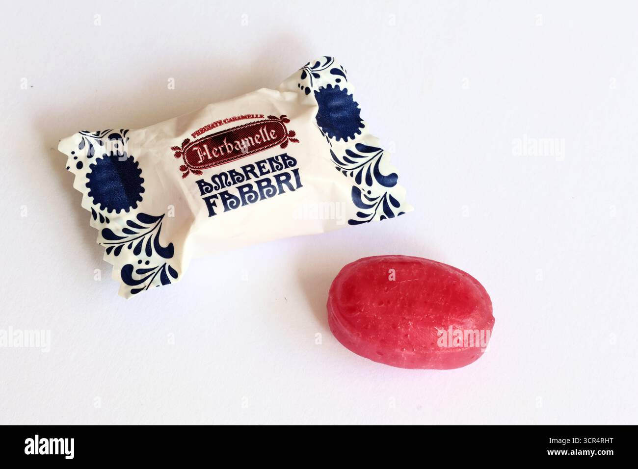Herbamelle Amarena Fabbri, caramelle dure italiane con il gusto unico delle ciliegie Fabbri Amarena Foto Stock