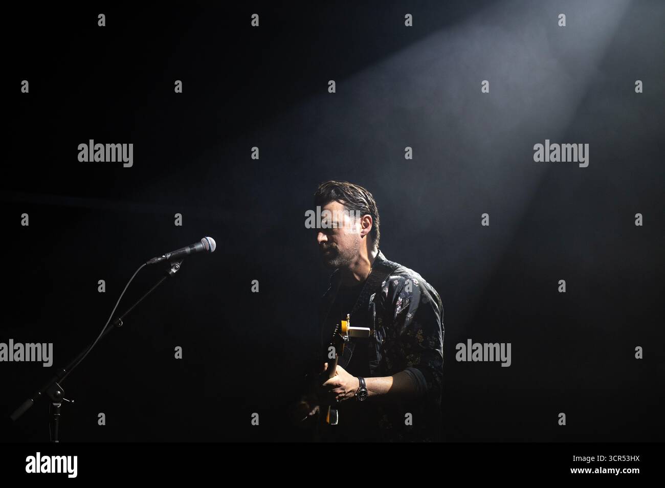 Amsterdam, Paesi Bassi. 28 settembre 2025. Dan Patlansky al Q-Factory di Amsterdam Paesi Bassi 28-9-2025 credito: Robert vant Hoenderdaal/Alamy Live News Foto Stock