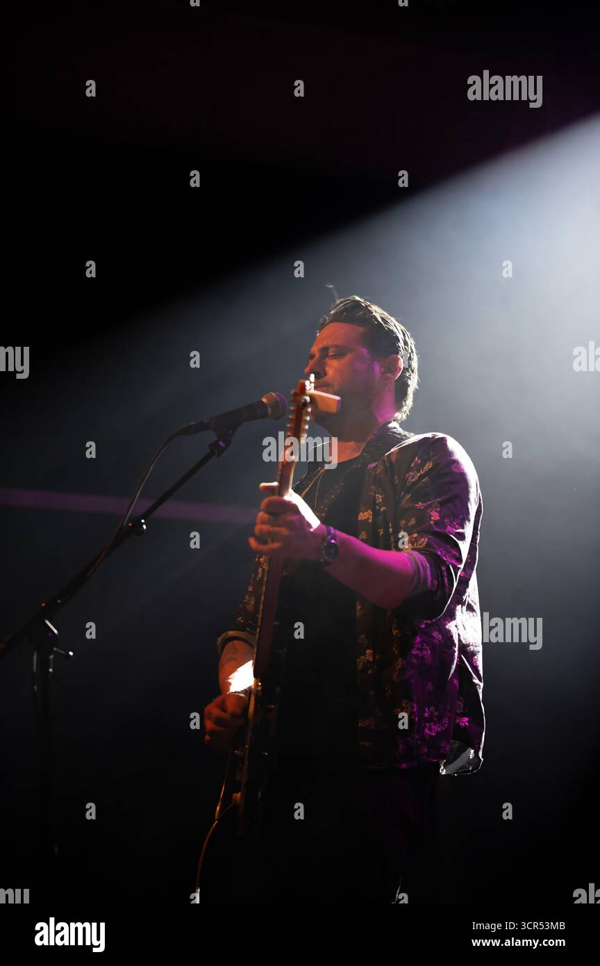 Amsterdam, Paesi Bassi. 28 settembre 2025. Dan Patlansky al Q-Factory di Amsterdam Paesi Bassi 28-9-2025 credito: Robert vant Hoenderdaal/Alamy Live News Foto Stock