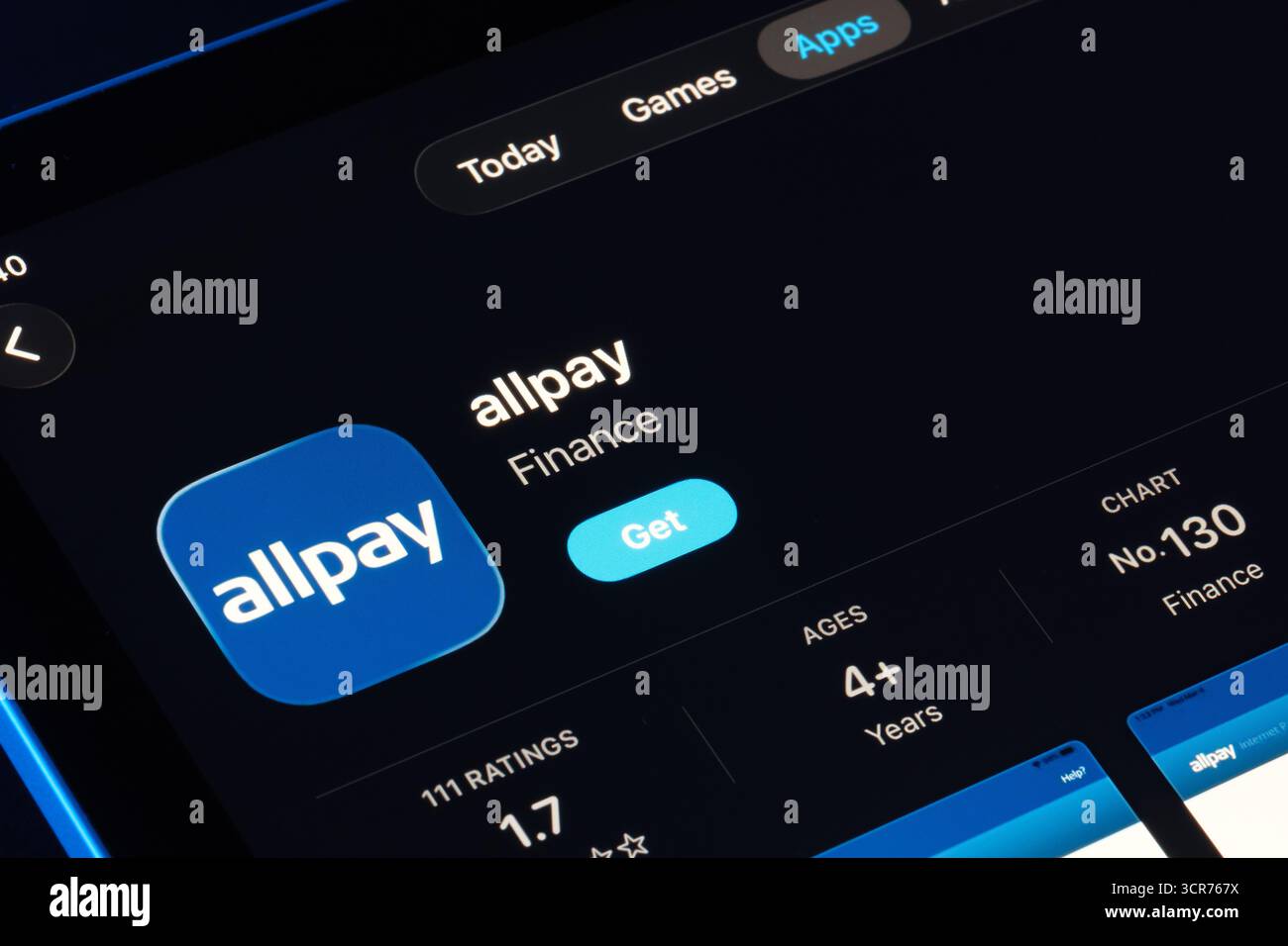 Schermata del prodotto Allpay su iPad, design Apple Liquid Glass in iOS 26 con icone e classificazioni aggiornate. Stafford, Regno Unito, 29 settembre 2025. Foto Stock