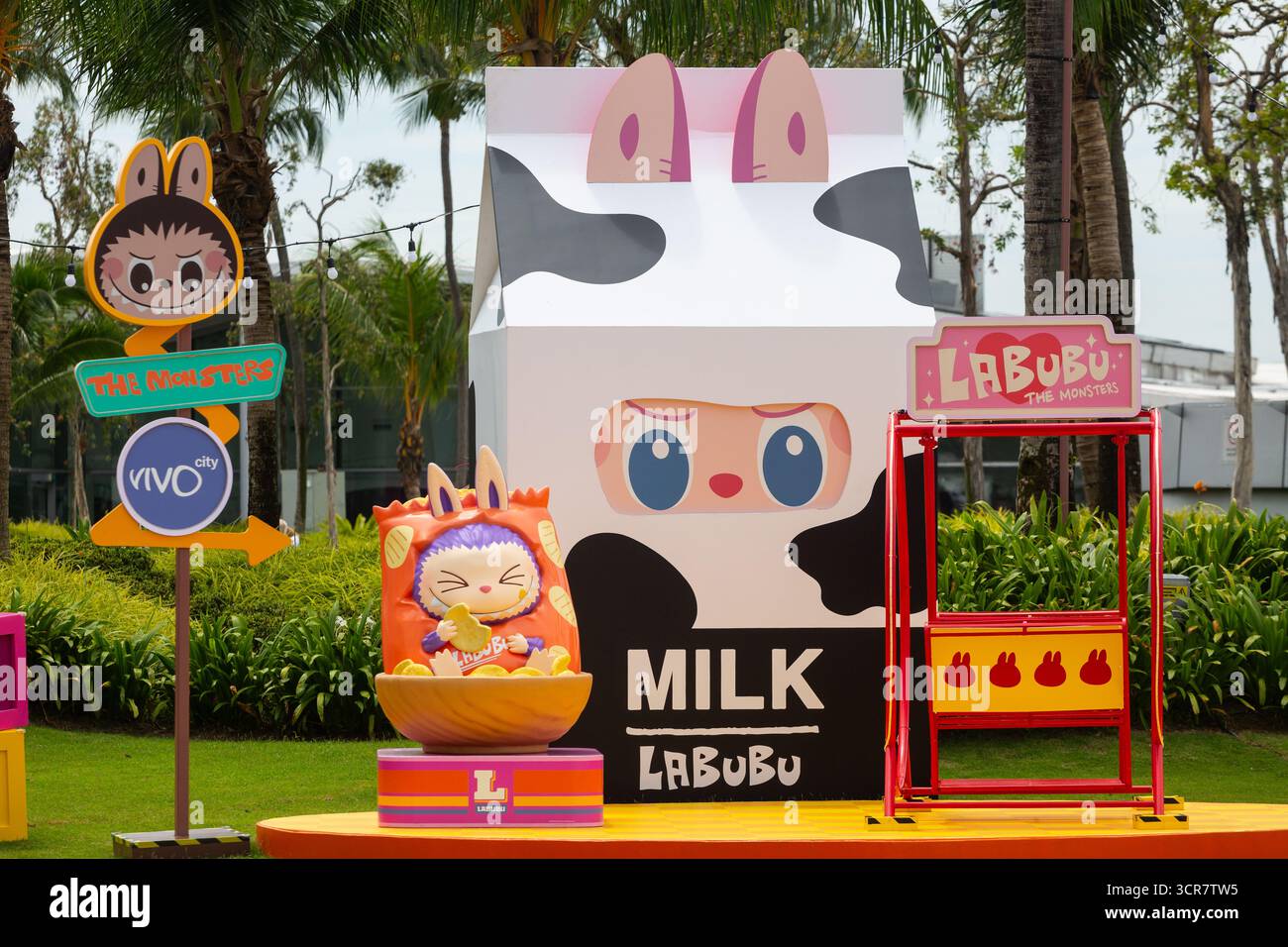 Labubu Mini Market Pops, zona fotografica, Singapore. Foto Stock