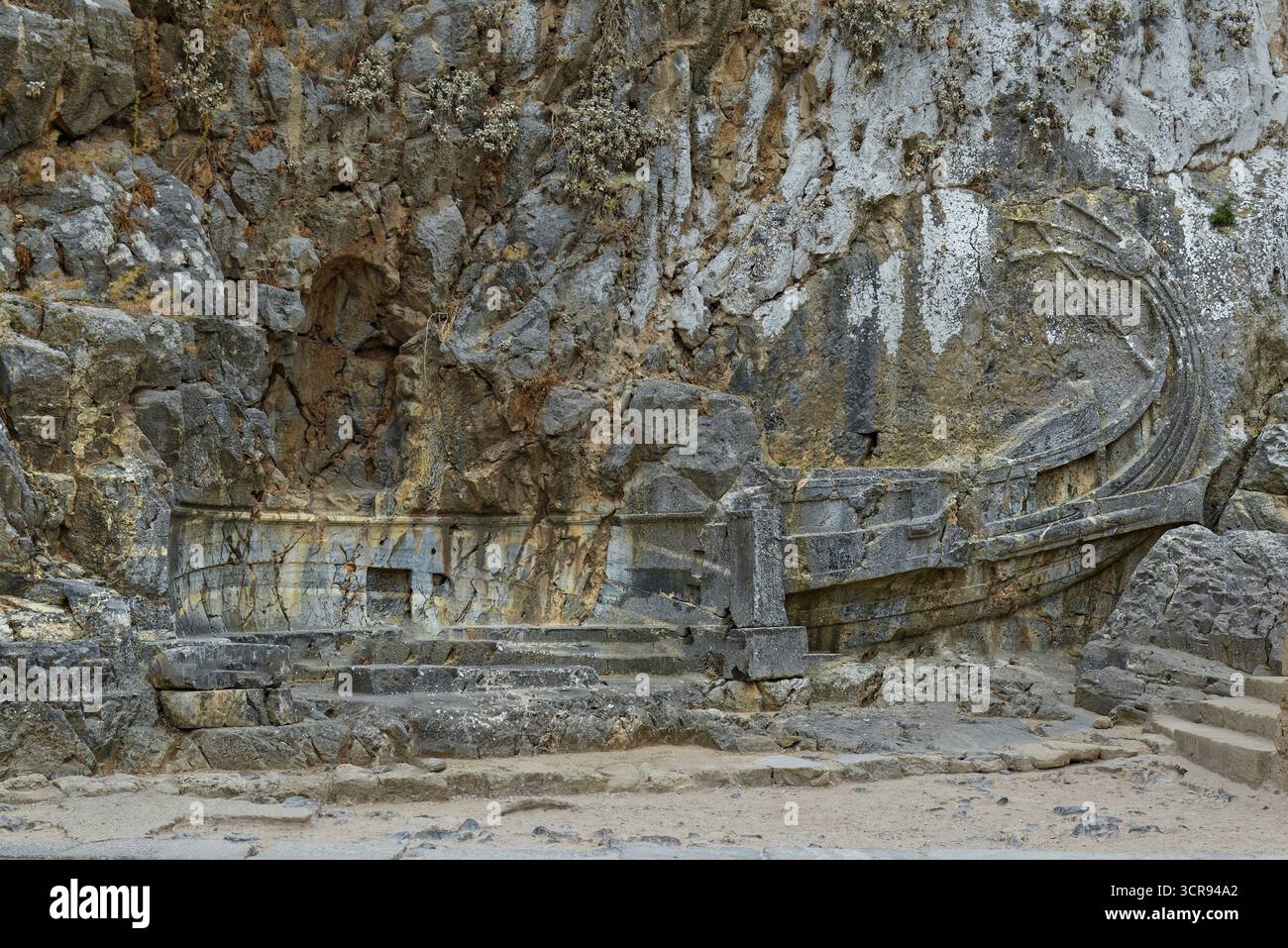Rilievo di una nave da guerra (Triemiolia) ai piedi dell'Acropoli di Lindos, Acropoli, Lindos, Rodi, isola, Grecia Foto Stock