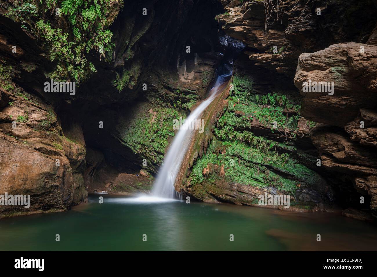 Il paesaggio è incredibile vicino alla piccola cascata di Bayindir, in Turchia Foto Stock