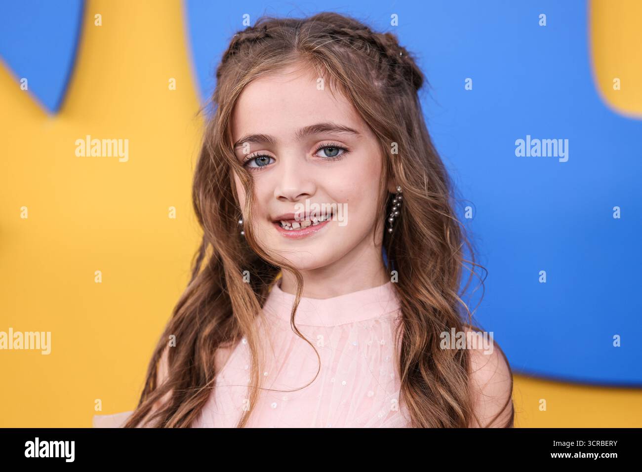 Hollywood, Stati Uniti. 29 settembre 2025. HOLLYWOOD, LOS ANGELES, CALIFORNIA, Stati Uniti - SETTEMBRE 29: Alissa Marie Pearson arriva alla prima di Los Angeles del 'Roofman' della Paramount Pictures tenutasi al Paramount Theatre ai Paramount Pictures Studios il 29 settembre 2025 a Hollywood, Los Angeles, California, Stati Uniti. (Foto di Xavier Collin/Image Press Agency) credito: Image Press Agency/Alamy Live News Foto Stock