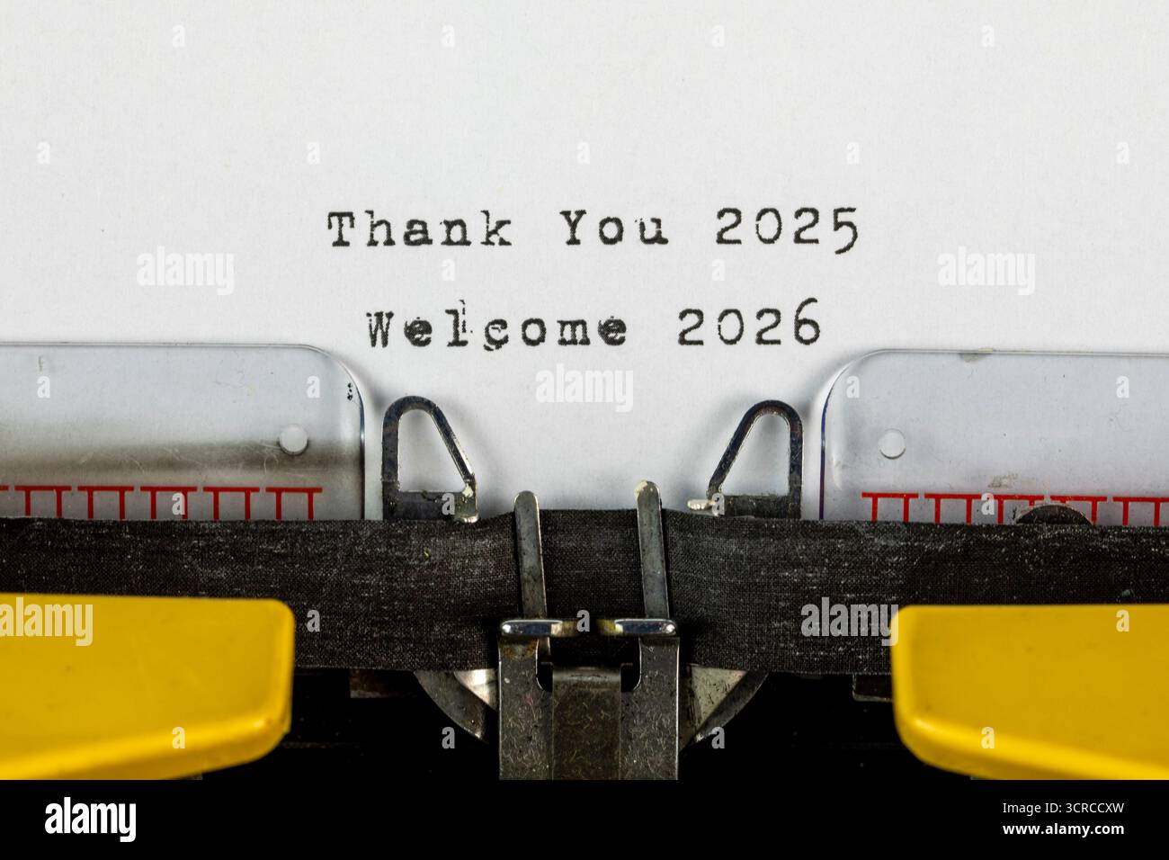 Grazie 2025 , benvenuto 2026 , Capodanno e Natale concetto Foto Stock