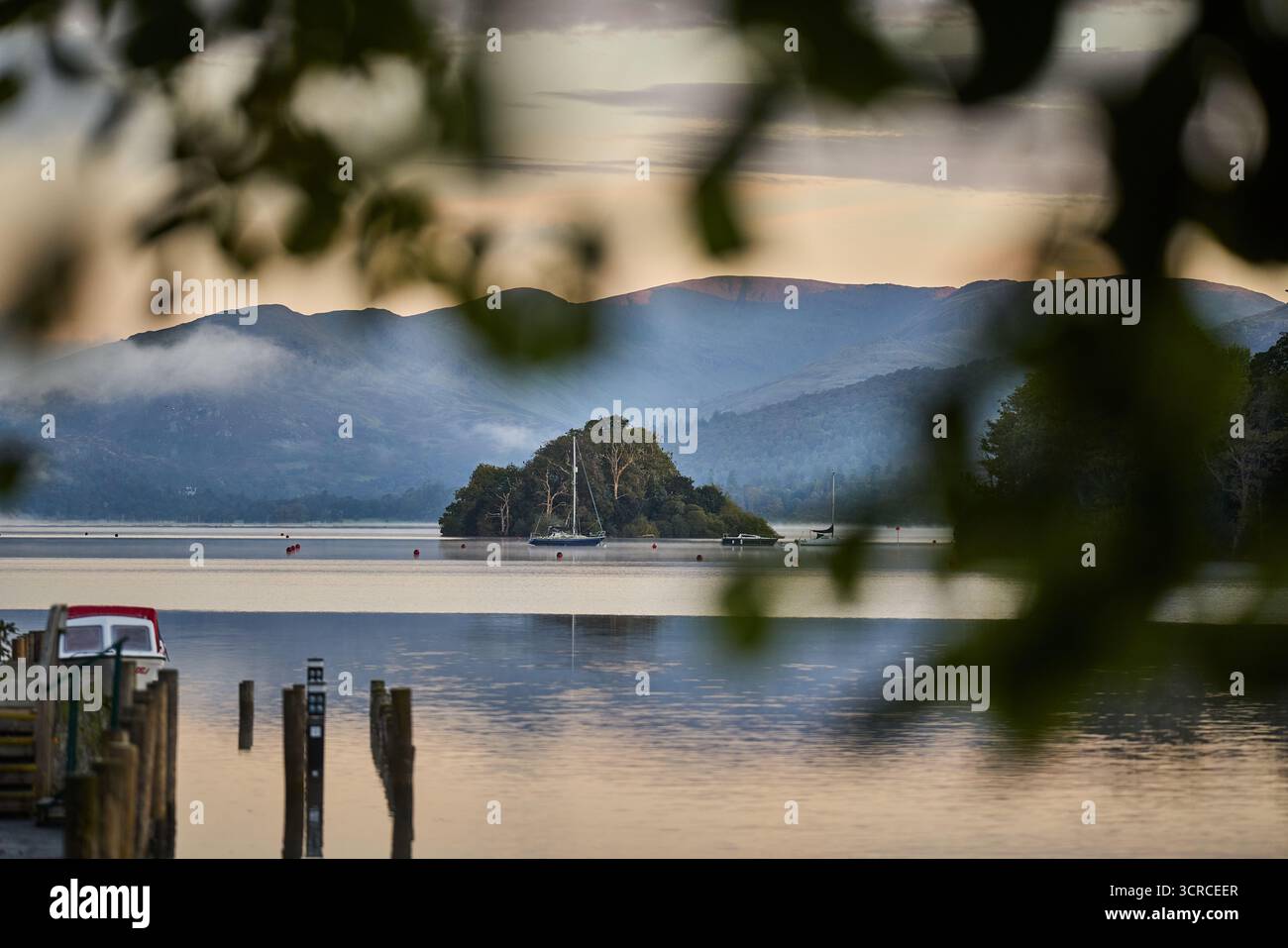 Lago Windermere nel Lake District Foto Stock