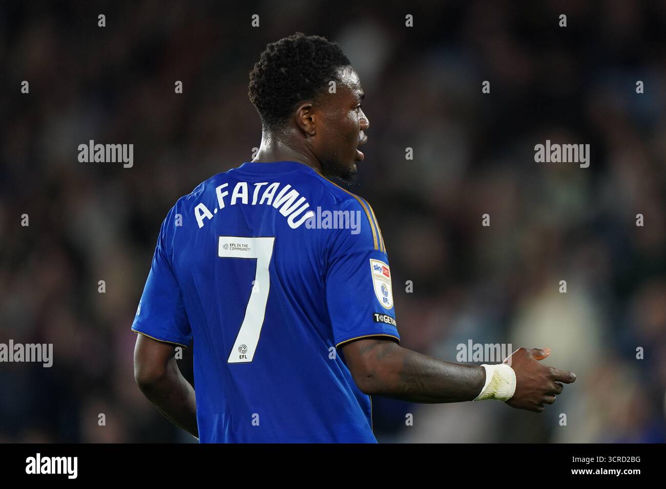 Abdul Fatawu di Leicester City durante la partita del campionato Sky Bet al King Power Stadium di Leicester. Data foto: Martedì 30 settembre 2025. Foto Stock