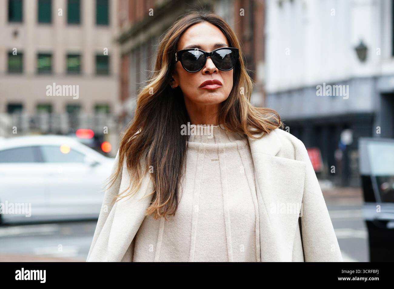 Myleene Klass che arriva alla Corona di Birmingham per testimoniare nel processo di Peter Windsor, accusato di aver causato un grave allarme o angoscia per stalking. Windsor è accusata di stalking della presentatrice televisiva e radiofonica Myleene Klass, insieme alla presentatrice radiofonica Classic FM Katie Breathwick. Ha negato di aver perseguitato l'ex cantante di Hear'Say inviando lettere indesiderate e abiti eleganti per Catwoman e poliziotto. Data foto: Mercoledì 1 ottobre 2025. Foto Stock