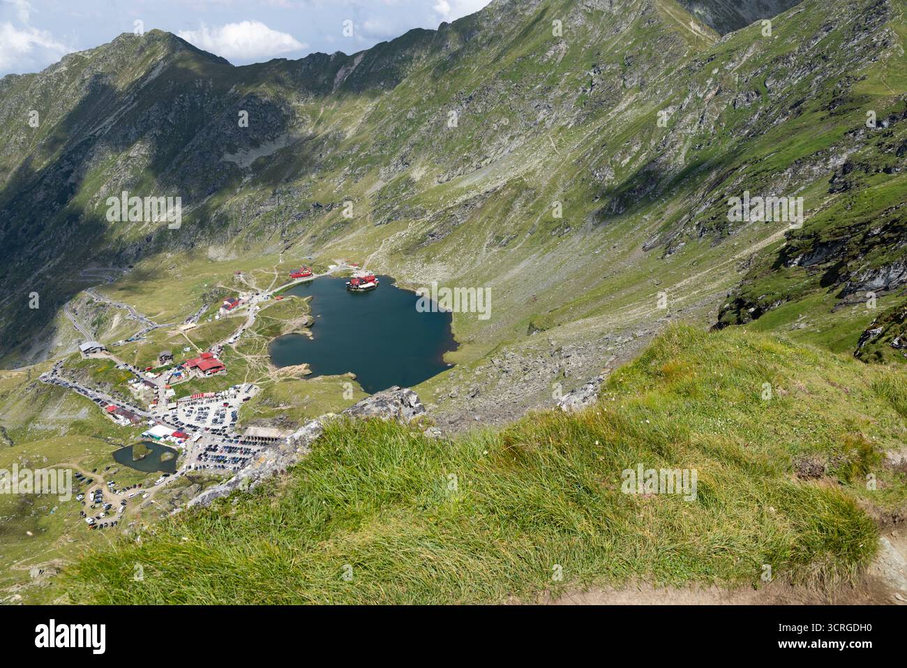 Le montagne di fagaras con il lago Balea Foto Stock