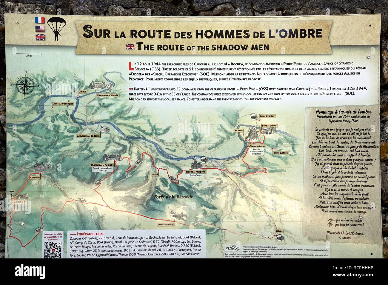 Bacheche informative sulla Route of the Shadow Men - un'operazione nella seconda guerra mondiale per far cadere paracadutisti statunitensi e rifornimenti per aiutare la resistenza prima del D Day. Foto Stock
