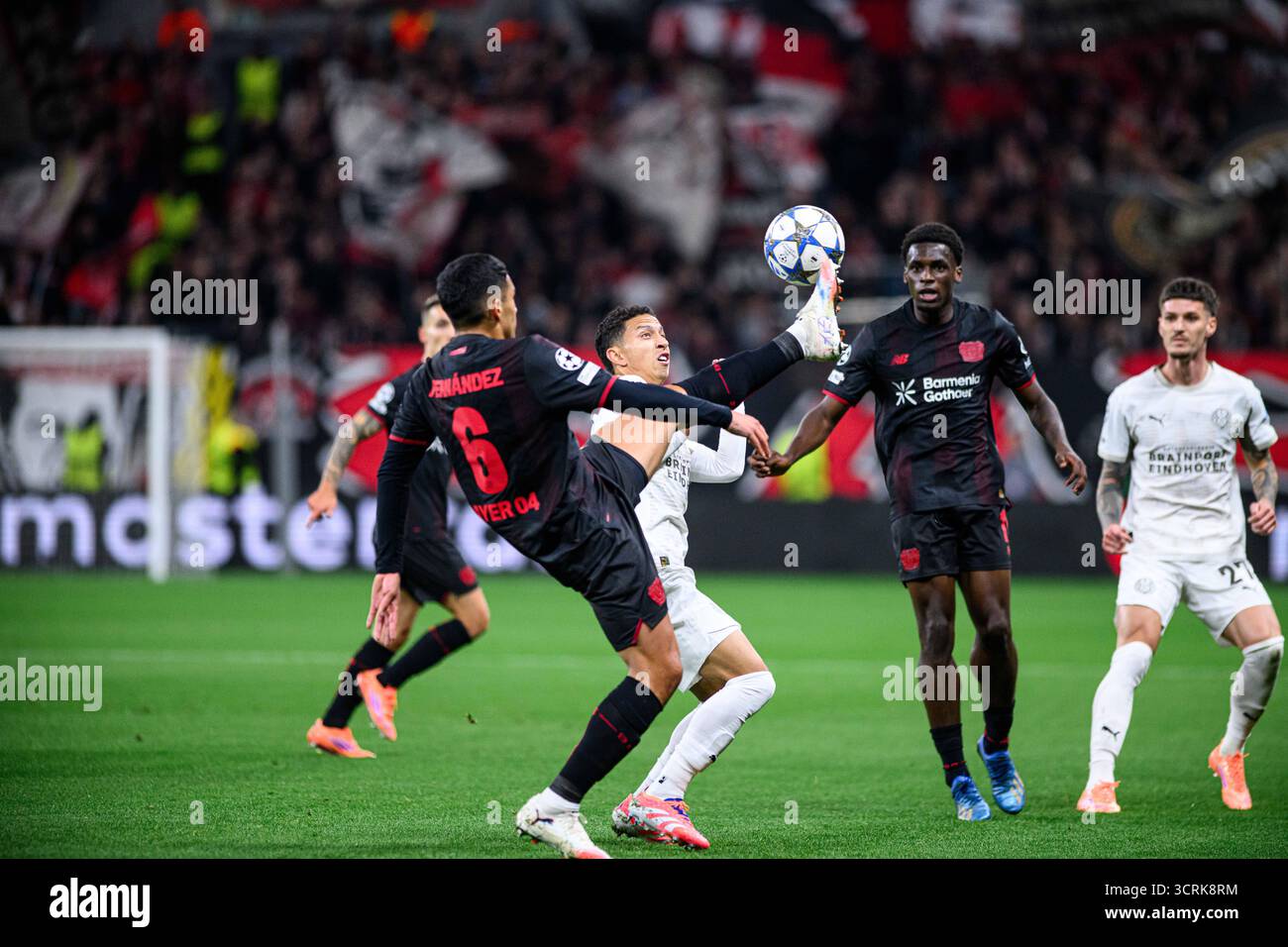 LEVERKUSEN, GERMANIA - 1° OTTOBRE 2025: Equi Fernandez - la partita di calcio della UEFA Champions League tra Bayer 04 Leverkusen e PSV Eindhoven al Bayar Foto Stock