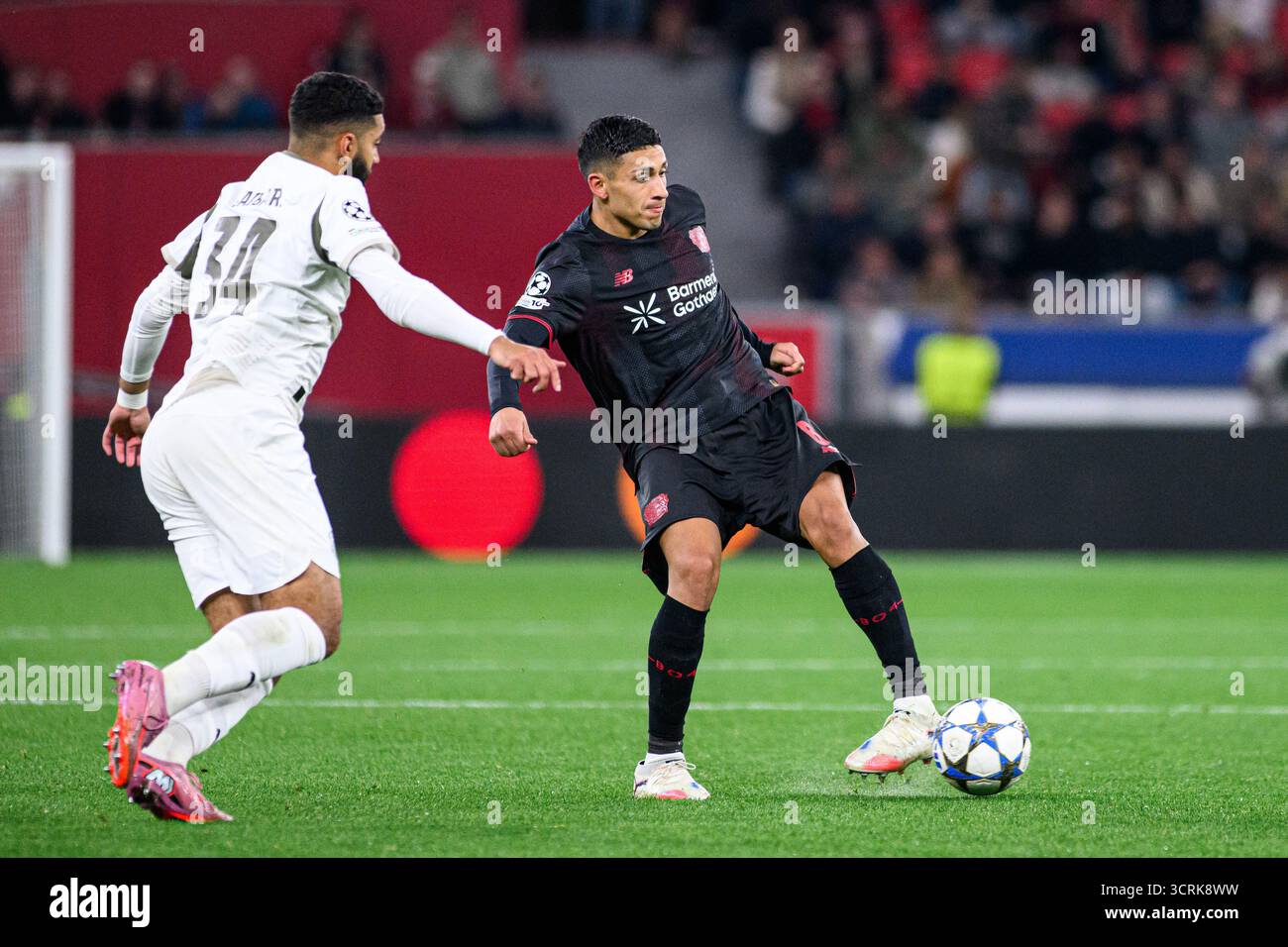 LEVERKUSEN, GERMANIA - 1° OTTOBRE 2025: Equi Fernandez - la partita di calcio della UEFA Champions League tra Bayer 04 Leverkusen e PSV Eindhoven al Bayar Foto Stock