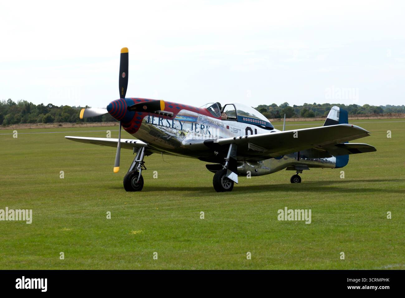 Un 1947, North American P-51D Mustang, in preparazione al decollo, durante lo spettacolo Battle of Britain Air, IWM Duxford, 2025 Foto Stock