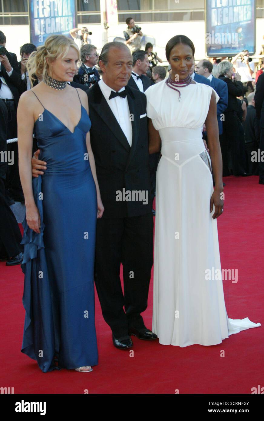 Daryl Hannah, Fawaz Gruosi e Naomi Campbell alla prima di The Ladykillers al Festival di Cannes - 18/05/04 Foto Stock