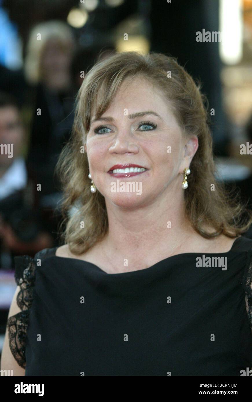 Kathleen Turner alla prima di The Ladykillers al Festival di Cannes - 18/05/04 Foto Stock