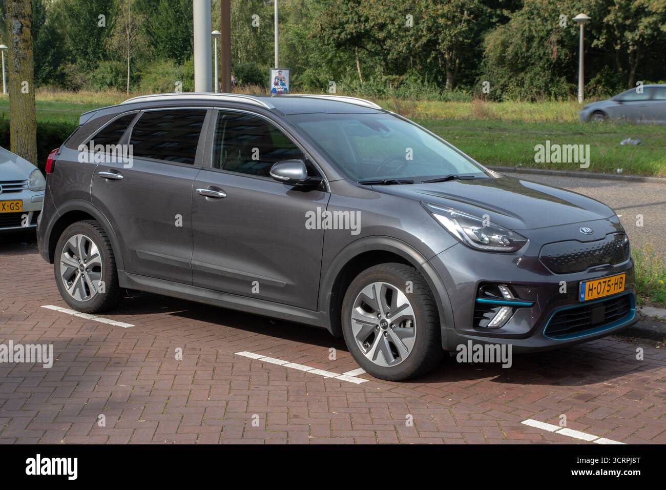 Un'auto Kia Niro ad Amsterdam, Paesi Bassi, 2-10-2025 Foto Stock