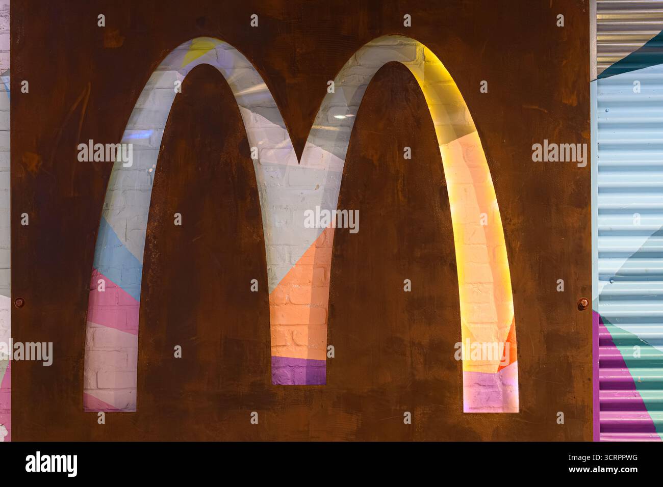 Firma il logo del McDonalds nel food Court di Union Station Foto Stock