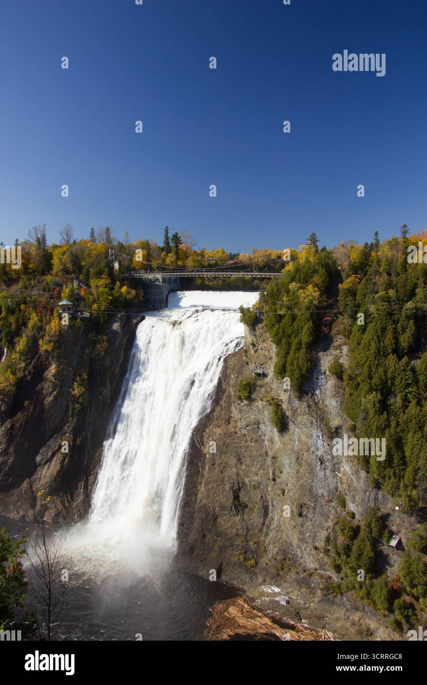 Montmorency cade in una bella giornata di sole Foto Stock